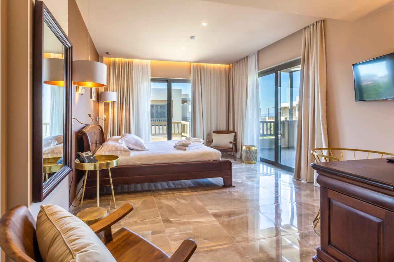 Elysian Luxury Hotel And Spa カラマタ エクステリア 写真
