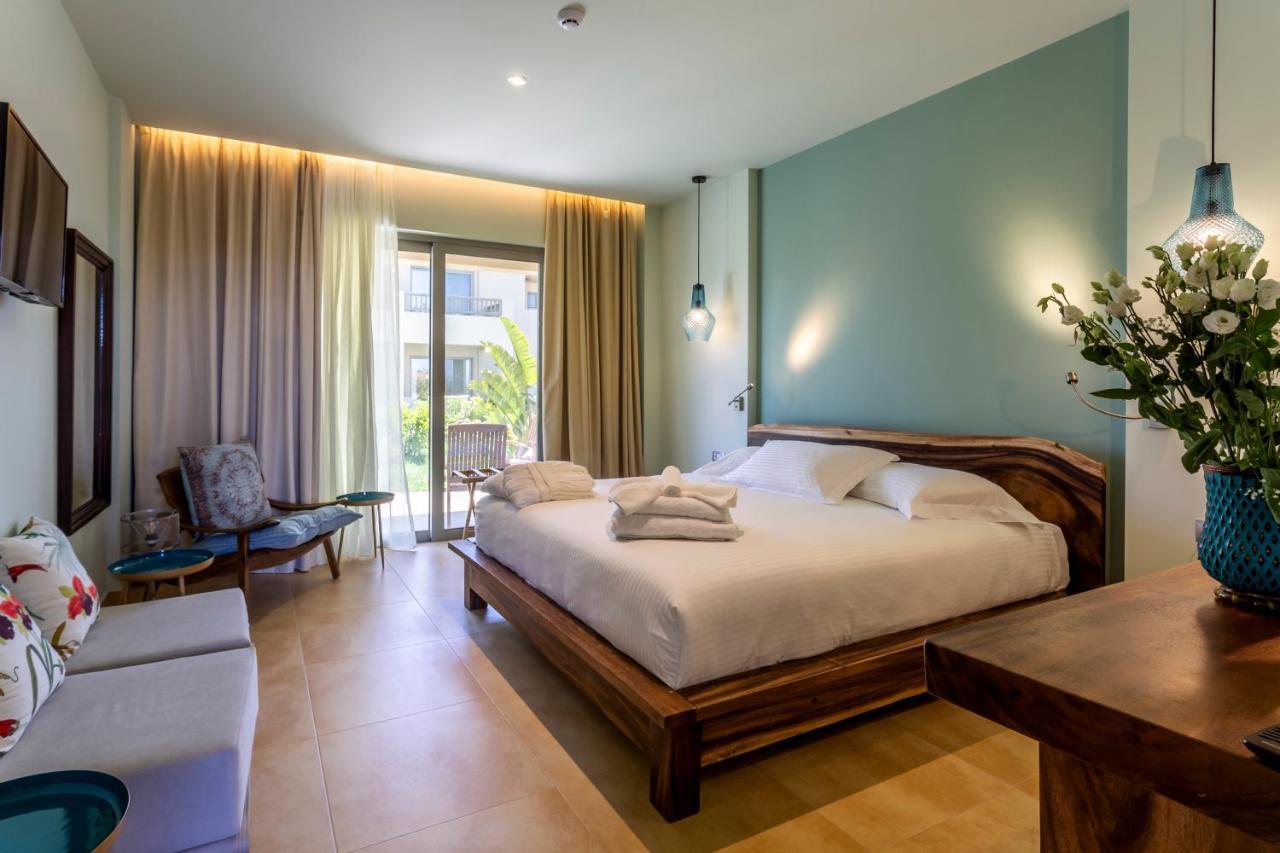 Elysian Luxury Hotel And Spa カラマタ エクステリア 写真
