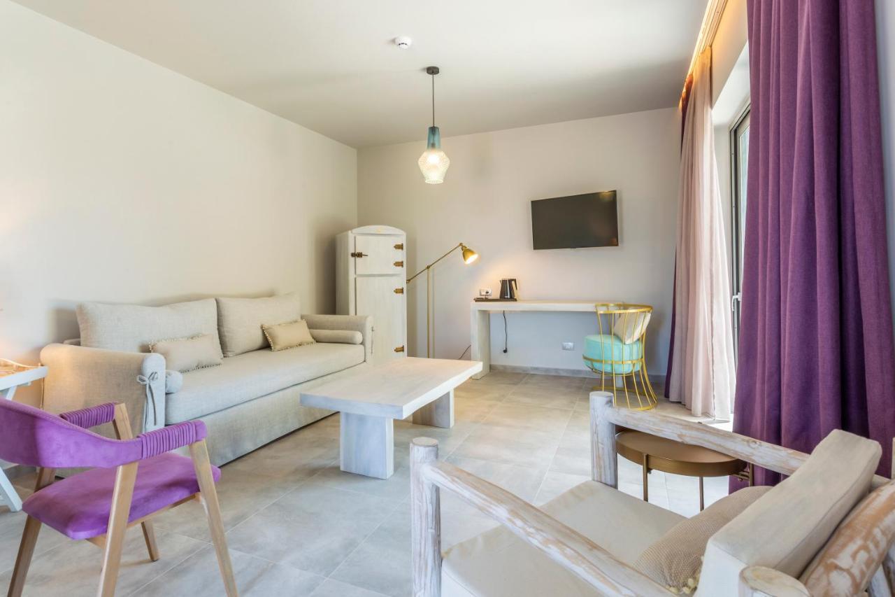 Elysian Luxury Hotel And Spa カラマタ エクステリア 写真